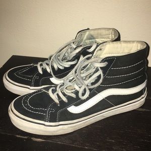 women’s vans sk8-hi’s size 6